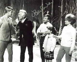 Jennie Linden autograph