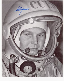 Valentina Tereshkova autograph