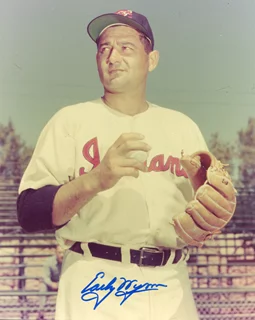 Early Wynn autograph