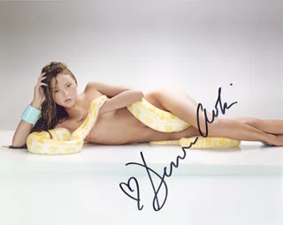Devon Aoki autograph