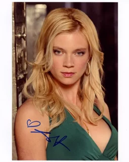 Amy Smart autograph