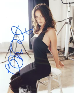 Olivia Wilde autograph