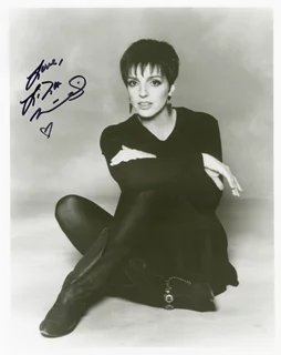 Liza Minnelli autograph