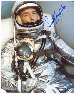 Scott Carpenter autograph