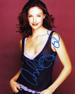 Ashley Judd autograph