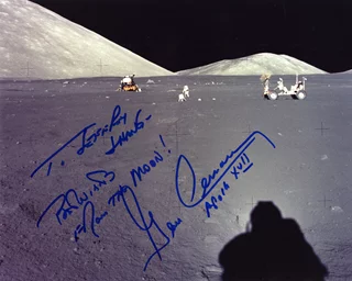 Gene Cernan autograph