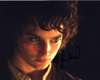 Elijah Wood autograph