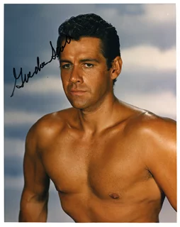 Gordon Scott autograph