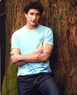 Matt Dallas autograph