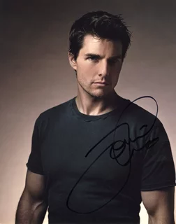 Tom Cruise autograph