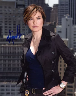 Mariska Hargitay autograph