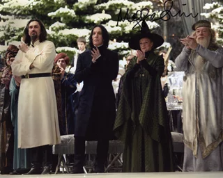 Maggie Smith autograph