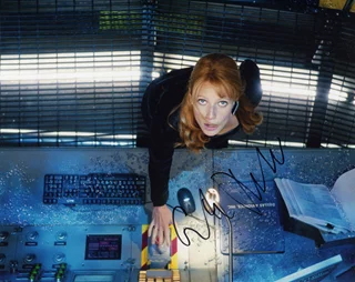 Gwyneth Paltrow autograph