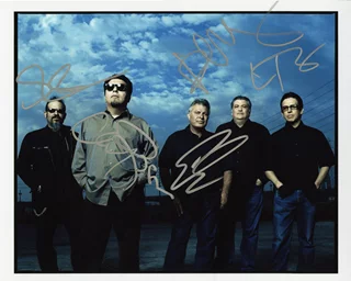Los Lobos autograph