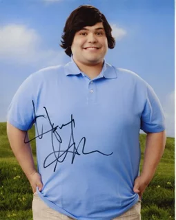 Harvey Guillen autograph