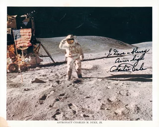 Charlie Duke autograph