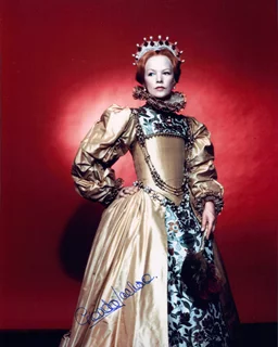 Glenda Jackson autograph