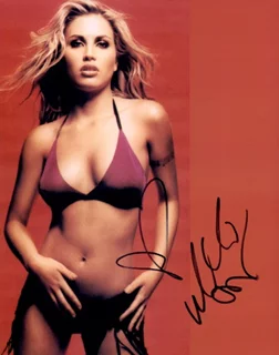 Willa Ford autograph