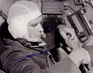 Vladimir Shatalov autograph