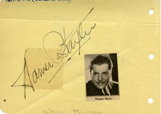 Warner Baxter autograph