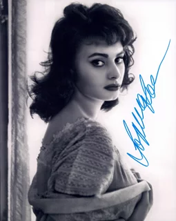 Sophia Loren autograph