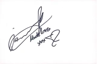 Q'Orianka Kilcher autograph