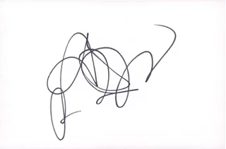Alice Greczyn autograph