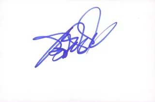 Toby Kebbell autograph