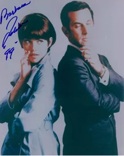 Barbara Feldon autograph