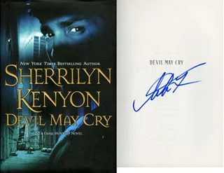 Sherrilyn Kenyon autograph