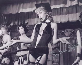 Sylvia Syms autograph