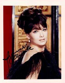 Suzanne Pleshette autograph