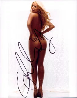 Aubrey O'Day autograph
