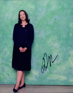 Harriet Samson Harris autograph