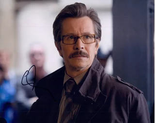 Gary Oldman autograph
