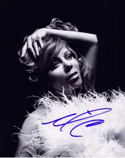 Mariah Carey autograph