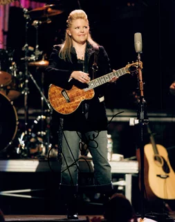 Natalie Maines autograph