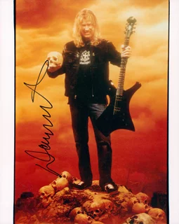 Dave Mustaine autograph