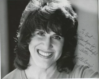 Ruth Buzzi autograph