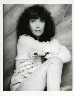 Beth Howland autograph