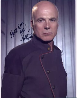 Michael Hogan autograph