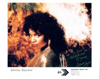 Gloria Gaynor autograph
