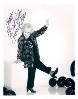 Doris Roberts autograph