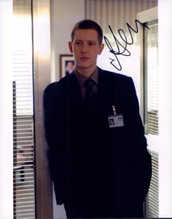 Gabriel  Mann autograph