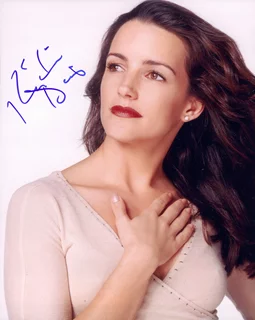 Kristin Davis autograph