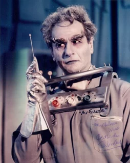 Eli Wallach autograph