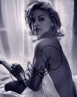 Ashley Judd autograph