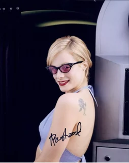 Alison Eastwood autograph