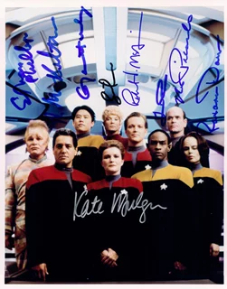 Star Trek Voyager autograph