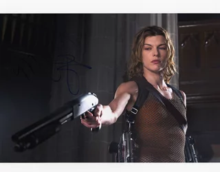 Milla Jovovich autograph